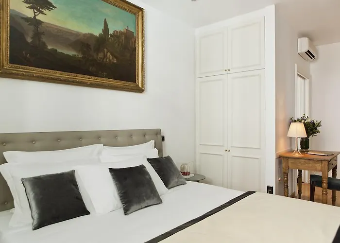Garibaldi Suites Piazza Di Spagna